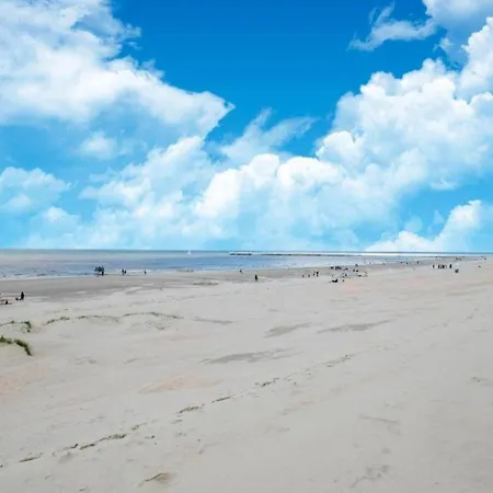 Holiday home Authentic Fisherman's House In Nieuwpoort